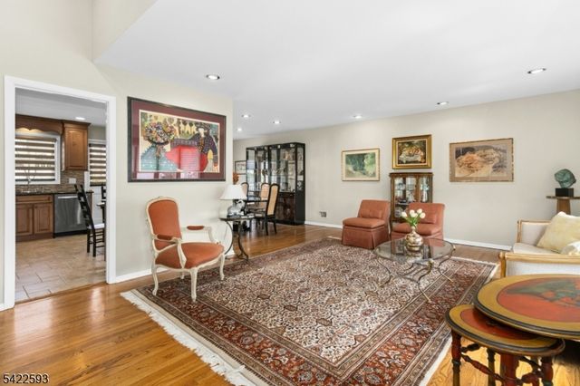46 SURREY ROAD, Clark Twp., NJ 07066