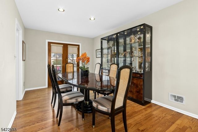 46 SURREY ROAD, Clark Twp., NJ 07066