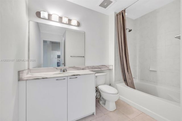 234 NE 3rd St 1108, Miami, FL 33132