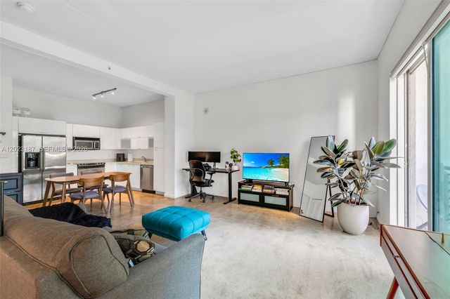 234 NE 3rd St 1108, Miami, FL 33132