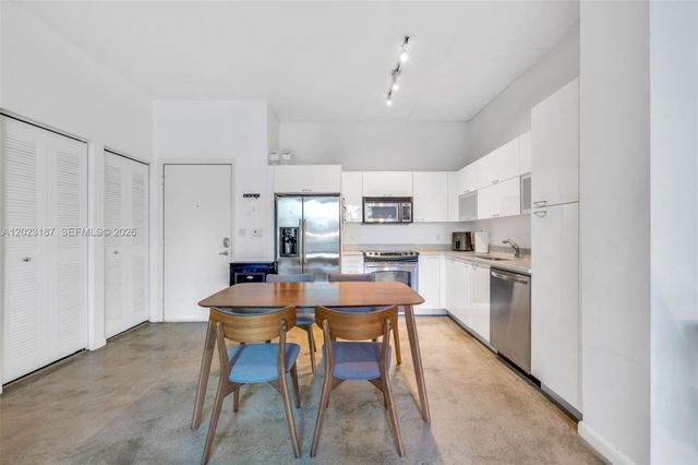 234 NE 3rd St 1108, Miami, FL 33132