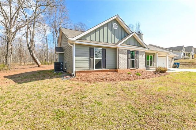 1374 Hardigree Road, Winder, GA 30680