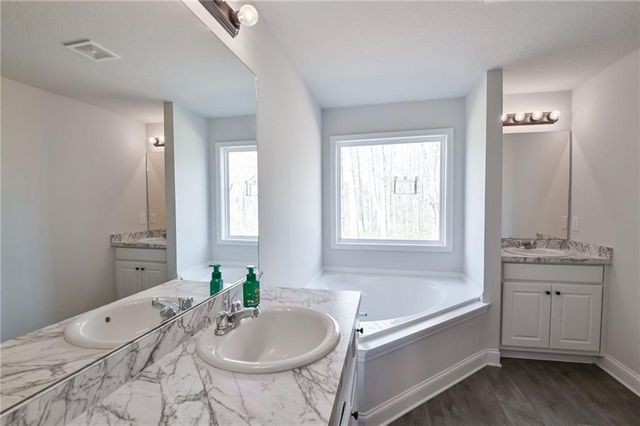 1374 Hardigree Road, Winder, GA 30680