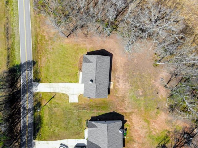 1374 Hardigree Road, Winder, GA 30680