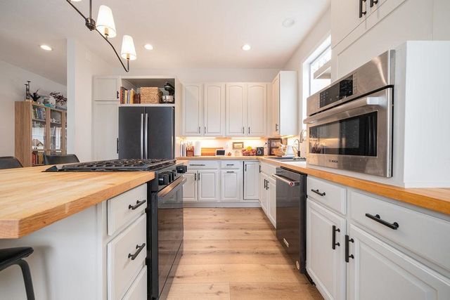 13467 Center, Traverse City, MI 49686