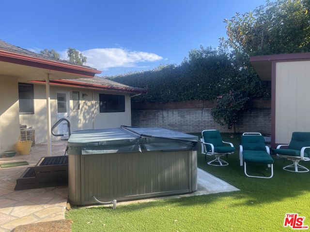 2027 Westridge Road, Los Angeles, CA 90049