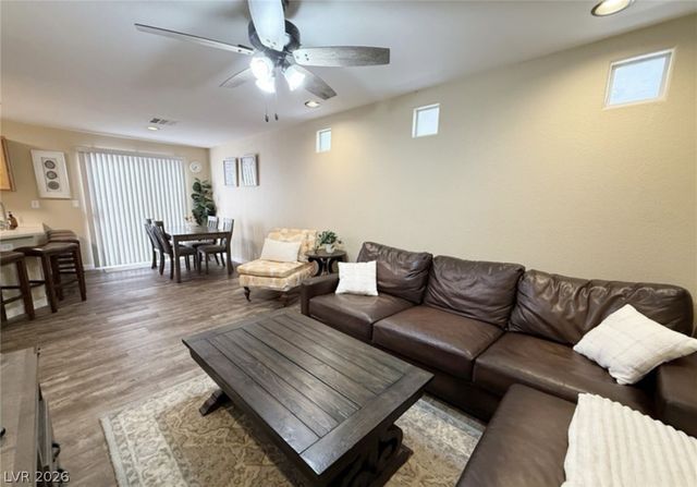 9972 Delicate Dew Street, Las Vegas, NV 89183