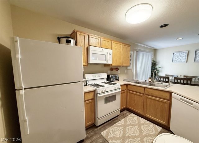 9972 Delicate Dew Street, Las Vegas, NV 89183