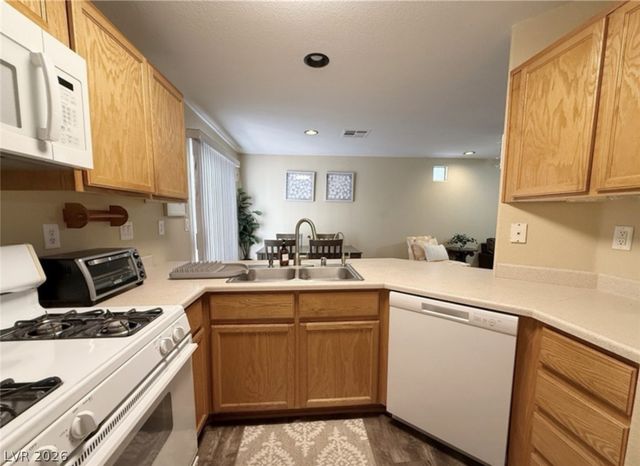 9972 Delicate Dew Street, Las Vegas, NV 89183