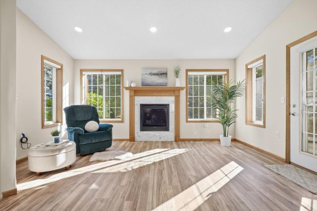 9412 Eagle Court, Monticello, MN 55362