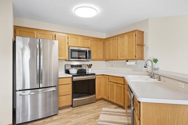 9412 Eagle Court, Monticello, MN 55362