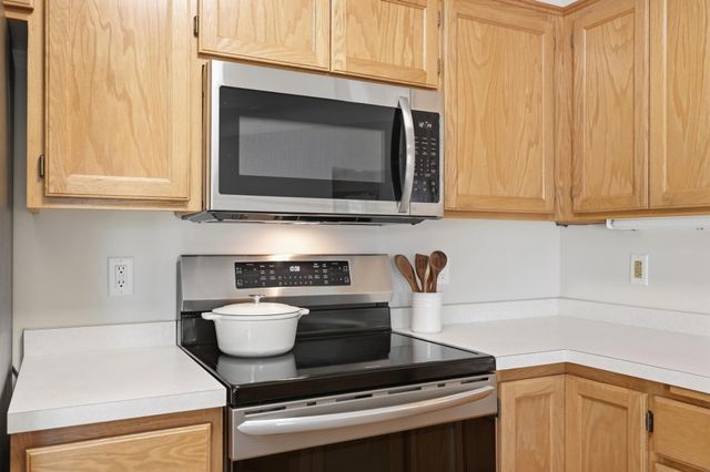 9412 Eagle Court, Monticello, MN 55362