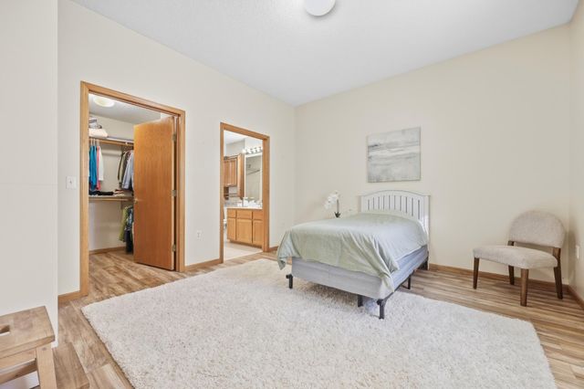 9412 Eagle Court, Monticello, MN 55362