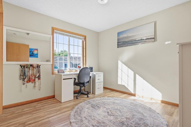 9412 Eagle Court, Monticello, MN 55362