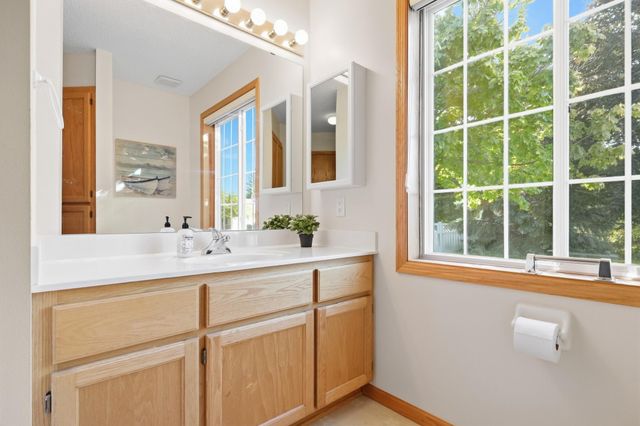 9412 Eagle Court, Monticello, MN 55362