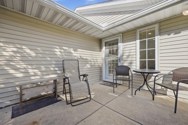 9412 Eagle Court, Monticello, MN 55362