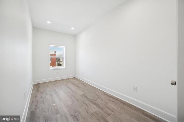 2135 N 20TH ST, Philadelphia, PA 19121