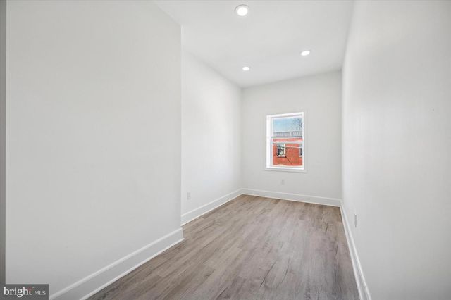 2135 N 20TH ST, Philadelphia, PA 19121