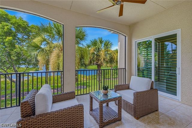 3053 Aviamar CIR 203, Naples, FL 34114