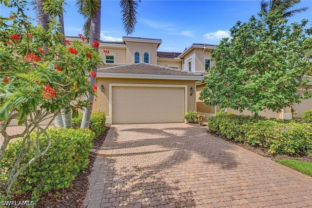 3053 Aviamar CIR 203, Naples, FL 34114