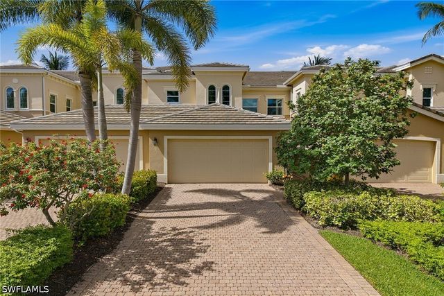 3053 Aviamar CIR 203, Naples, FL 34114