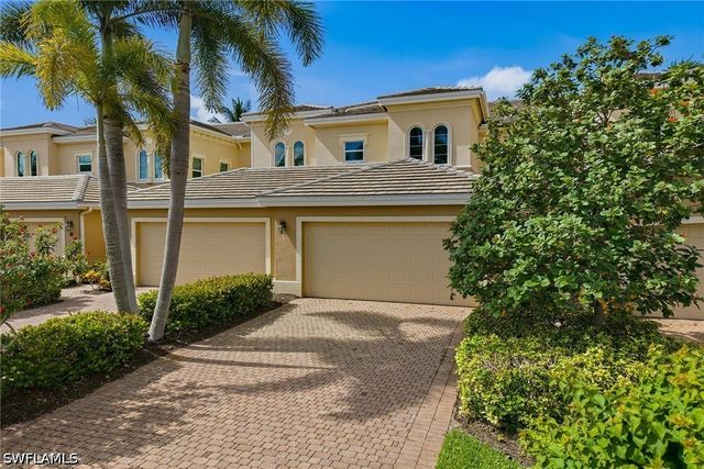 3053 Aviamar CIR 203, Naples, FL 34114