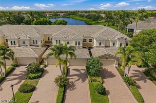 3053 Aviamar CIR 203, Naples, FL 34114