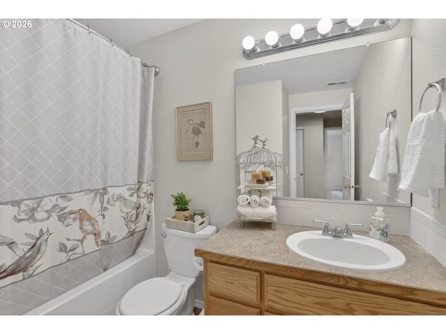 58930 TUNDRA Ct, St Helens, OR 97051