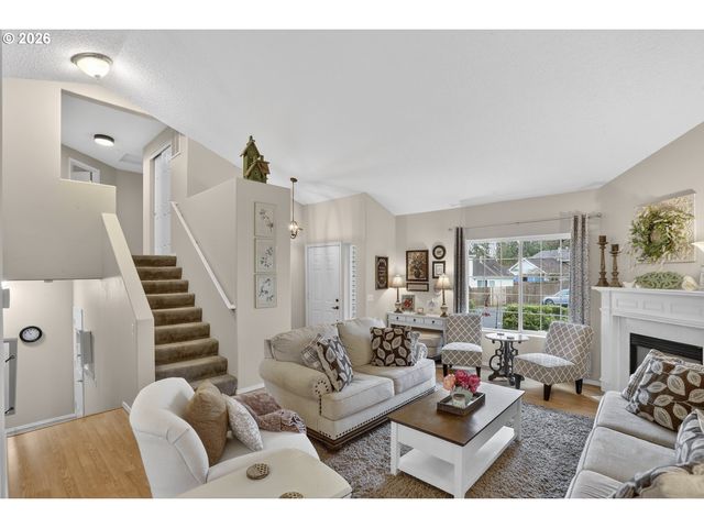 58930 TUNDRA Ct, St Helens, OR 97051