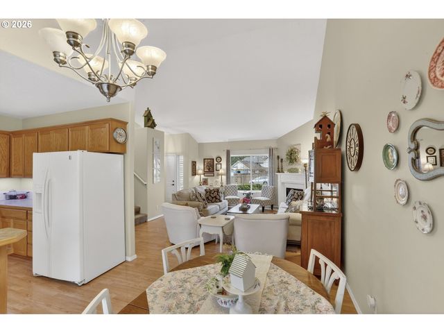 58930 TUNDRA Ct, St Helens, OR 97051