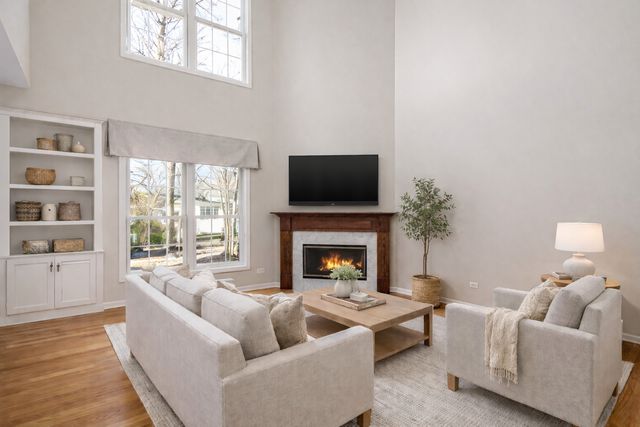 6314 Fairview Avenue, Downers Grove, IL 60516