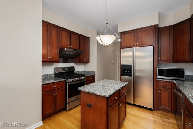 6314 Fairview Avenue, Downers Grove, IL 60516