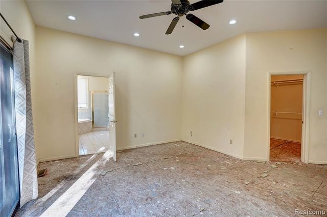 5166 Warwick Woods Trail, Grand Blanc, MI 48439