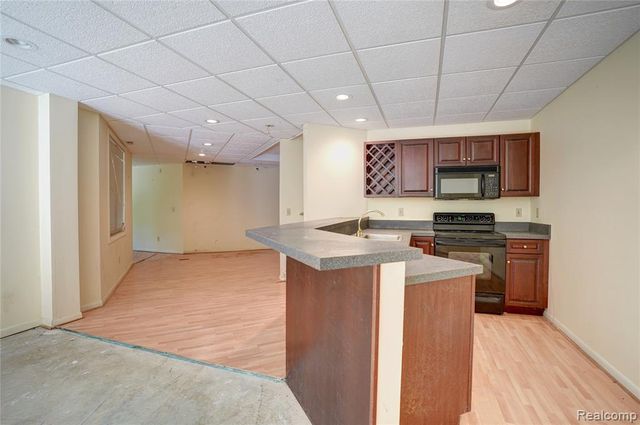 5166 Warwick Woods Trail, Grand Blanc, MI 48439