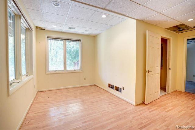 5166 Warwick Woods Trail, Grand Blanc, MI 48439