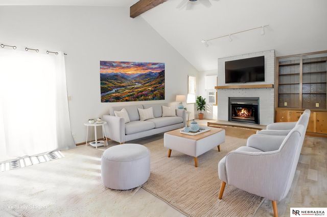 4879 Robin Drive, Omaha, NE 68157