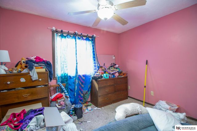 4879 Robin Drive, Omaha, NE 68157