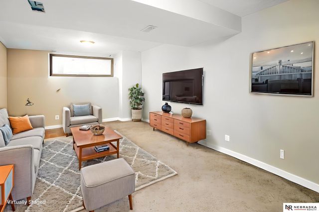 4879 Robin Drive, Omaha, NE 68157