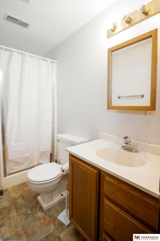 4879 Robin Drive, Omaha, NE 68157