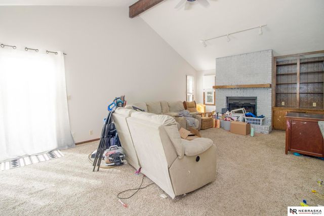 4879 Robin Drive, Omaha, NE 68157