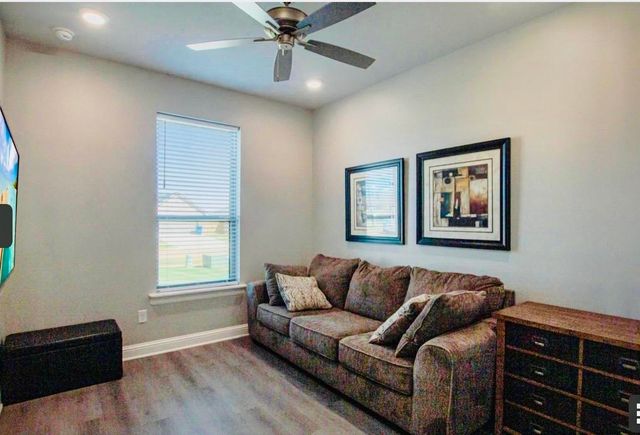 455 Mary Cir, Bullard, TX 75757