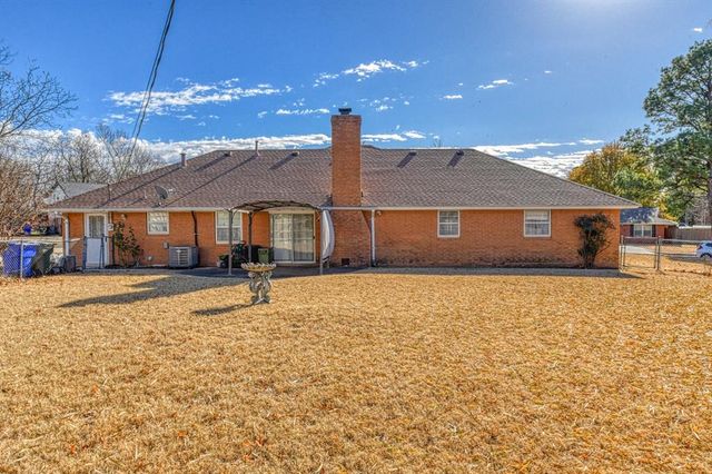 1801 Thorton Street, Norman, OK 73069