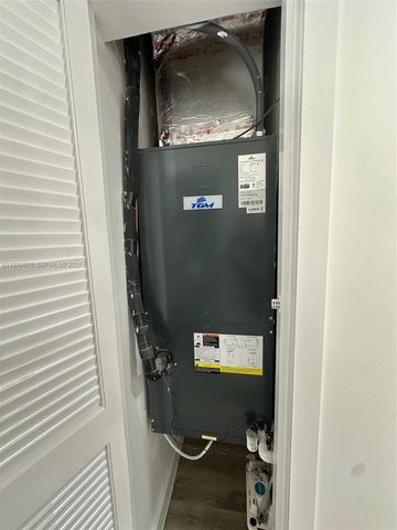 1521 NE 43rd Ct, Pompano Beach, FL 33064