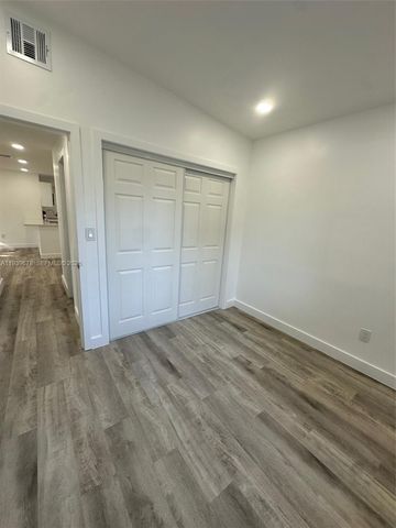 1521 NE 43rd Ct, Pompano Beach, FL 33064