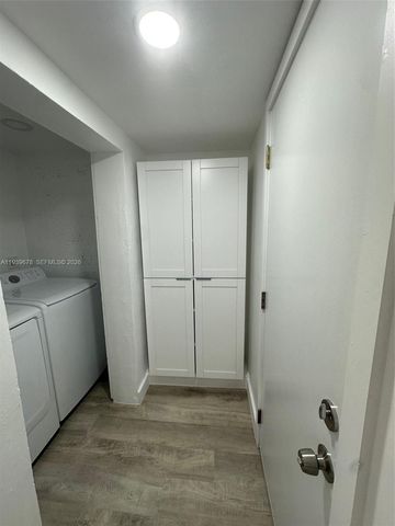 1521 NE 43rd Ct, Pompano Beach, FL 33064