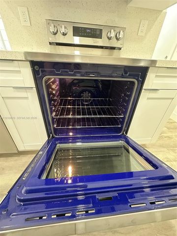 1521 NE 43rd Ct, Pompano Beach, FL 33064