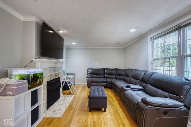 9111 Ditch Road, Indianapolis, IN 46260