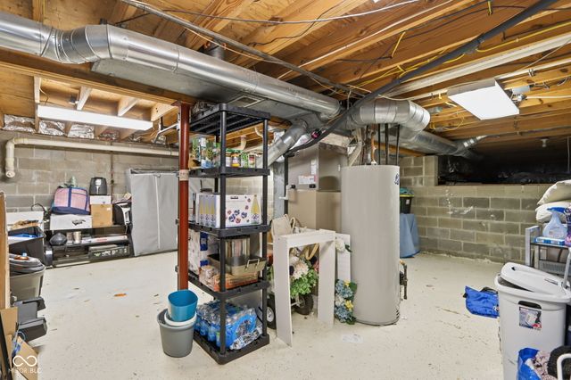 9111 Ditch Road, Indianapolis, IN 46260