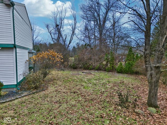 9111 Ditch Road, Indianapolis, IN 46260