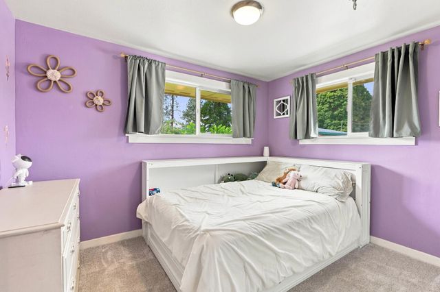 1706 S Pines Rd, Spokane Valley, WA 99206